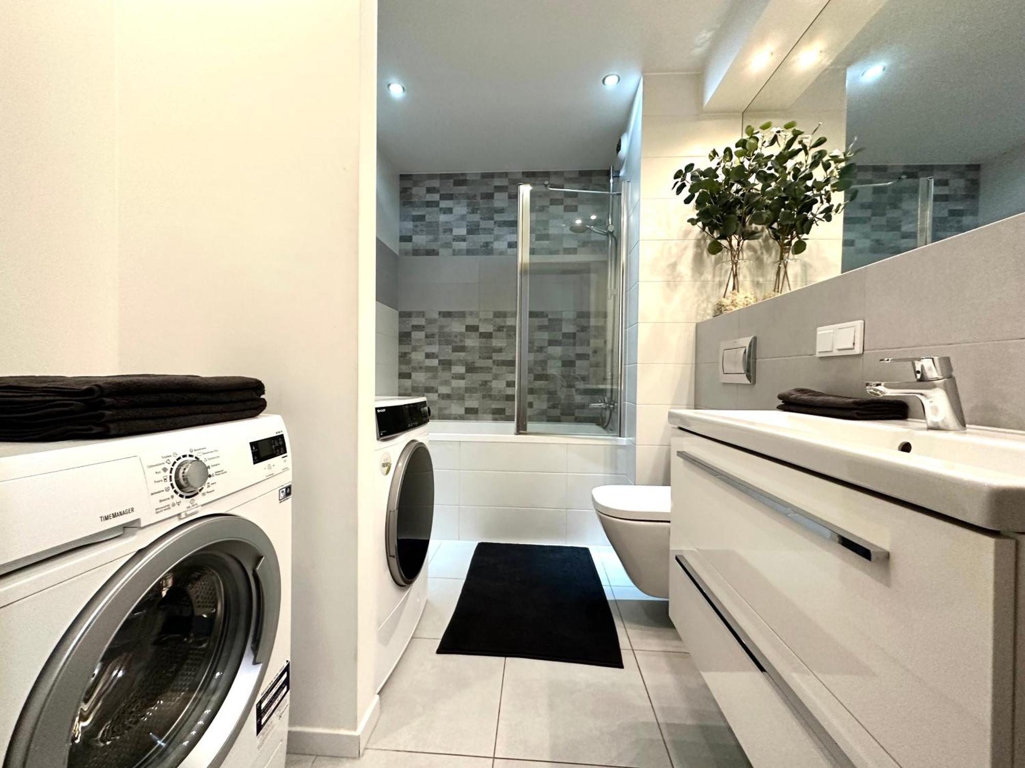 Dmowskiego 19c- Self Check-in 20h ~ Lift Apartment Wroclaw